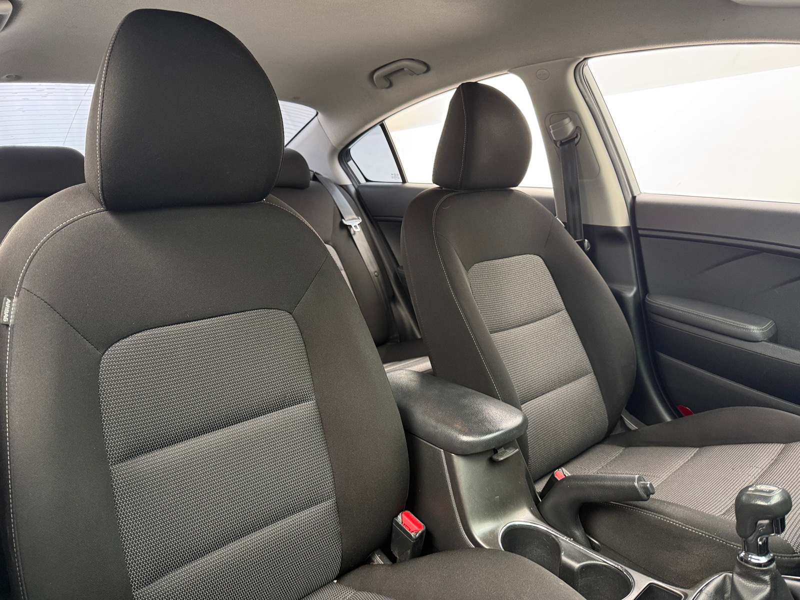 Thumbnail: 2017 Kia Forte - 2