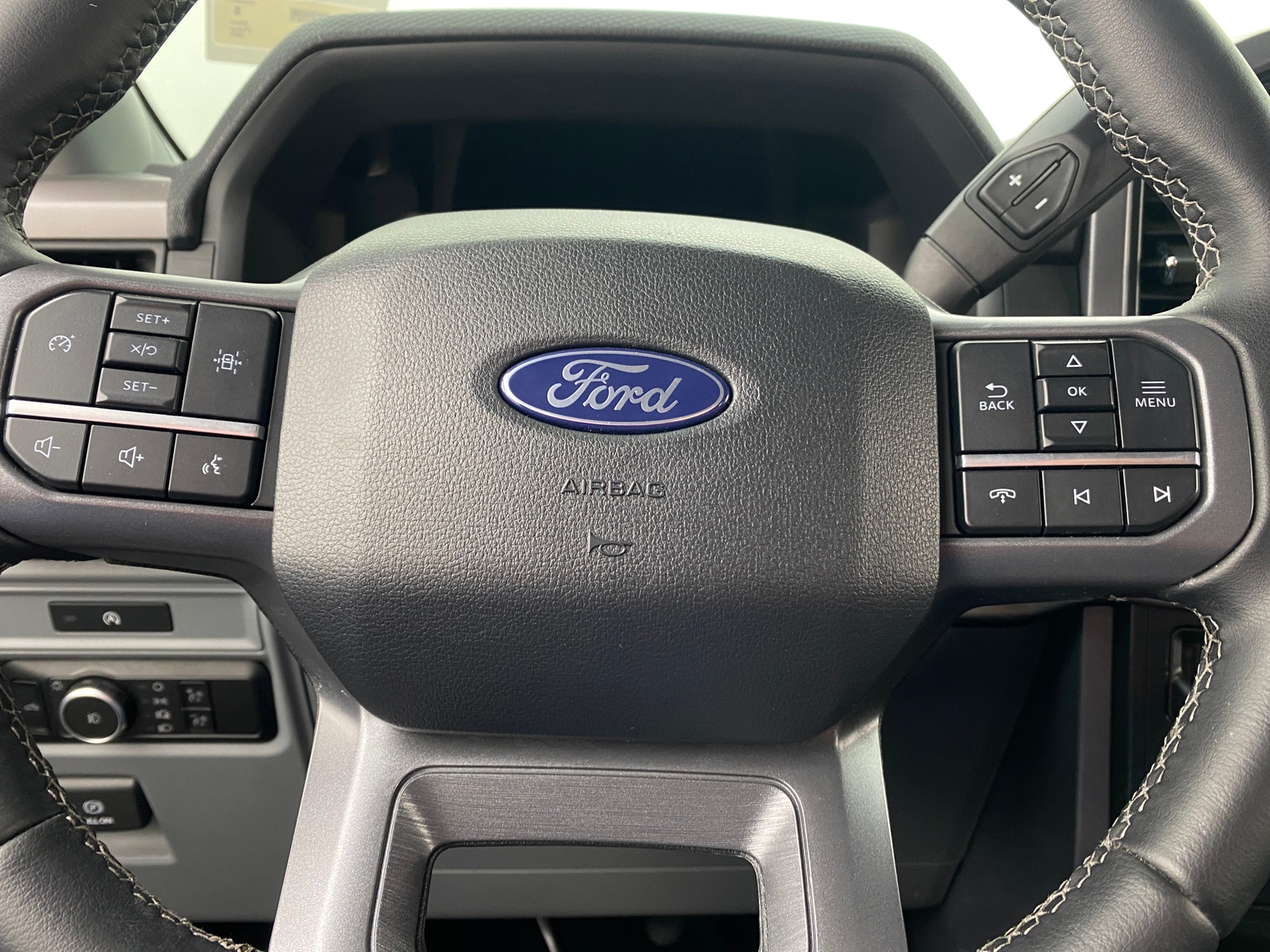 Thumbnail: 2025 Ford Econoline - 5