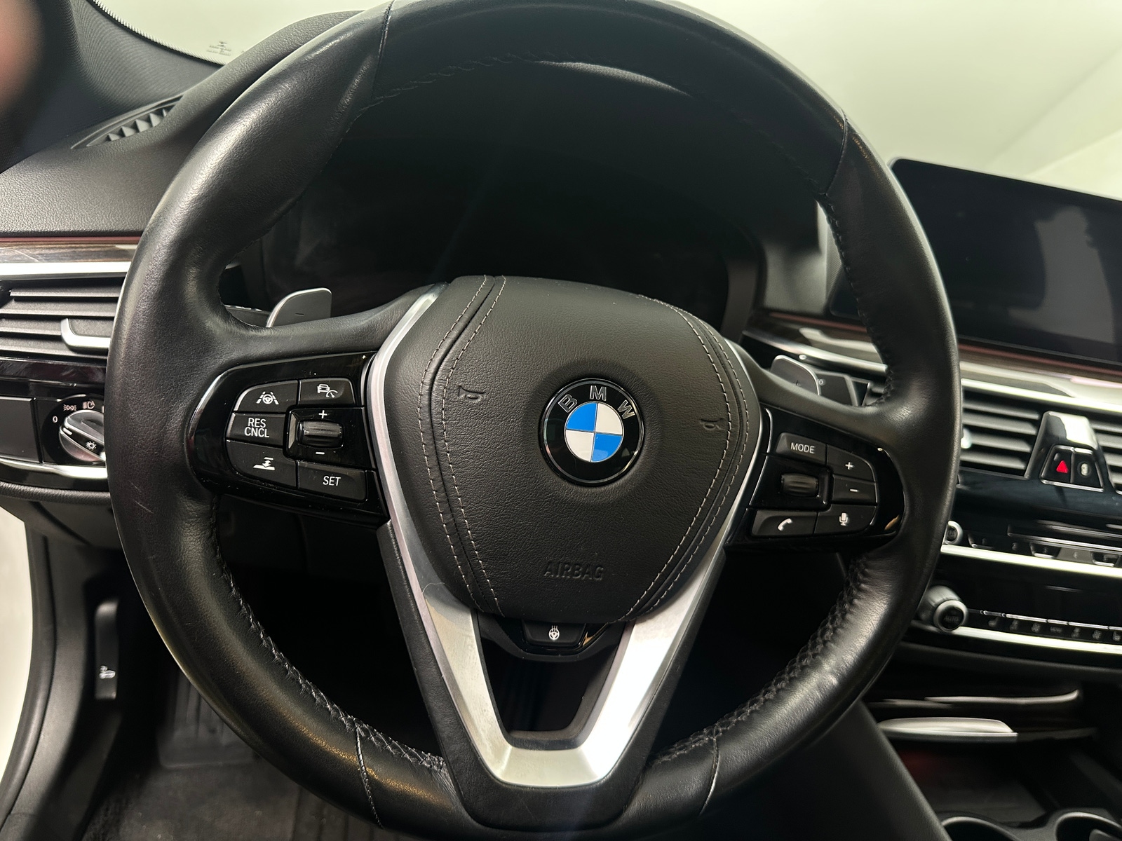 Thumbnail: 2019 BMW 5 Series - 4