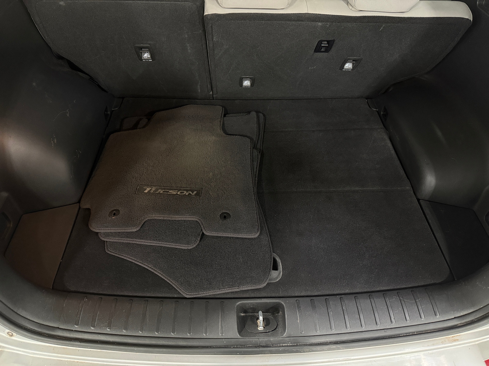 Thumbnail: 2018 Hyundai Tucson - 7