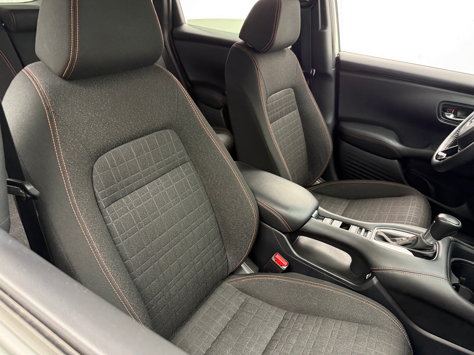 Thumbnail: 2023 Honda HR-V - 2