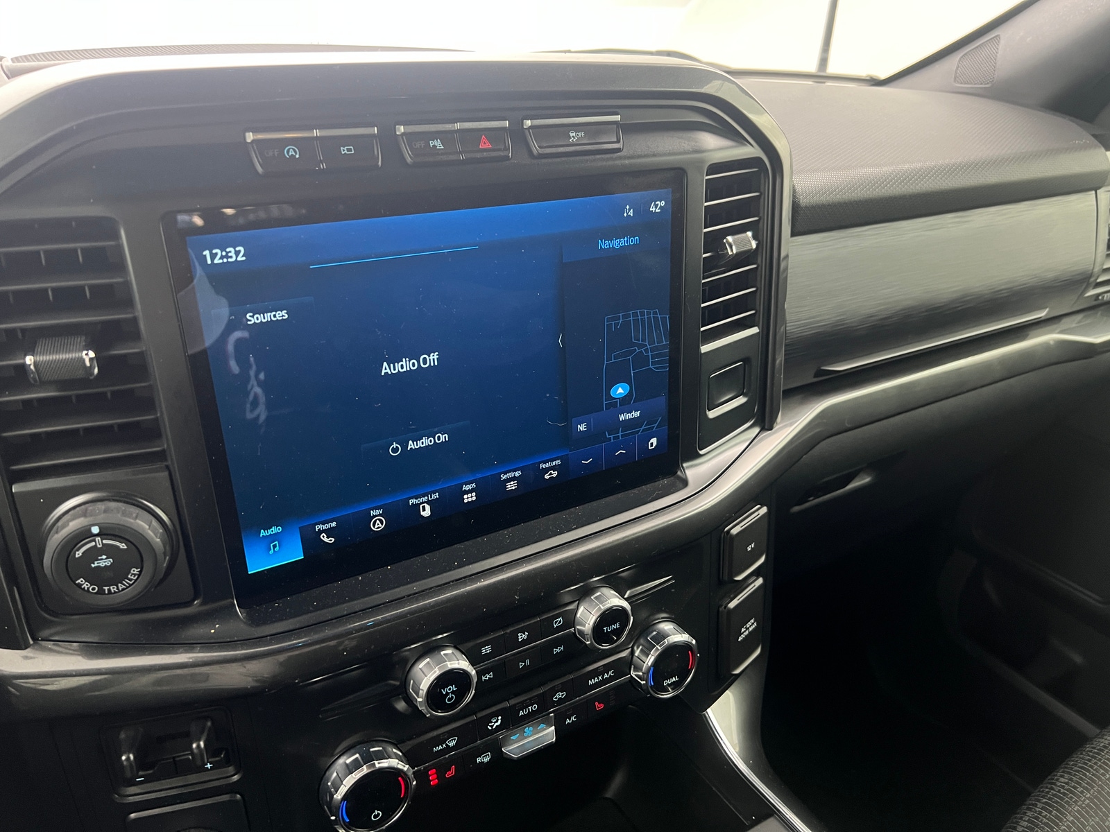 Thumbnail: 2021 Ford Econoline - 4