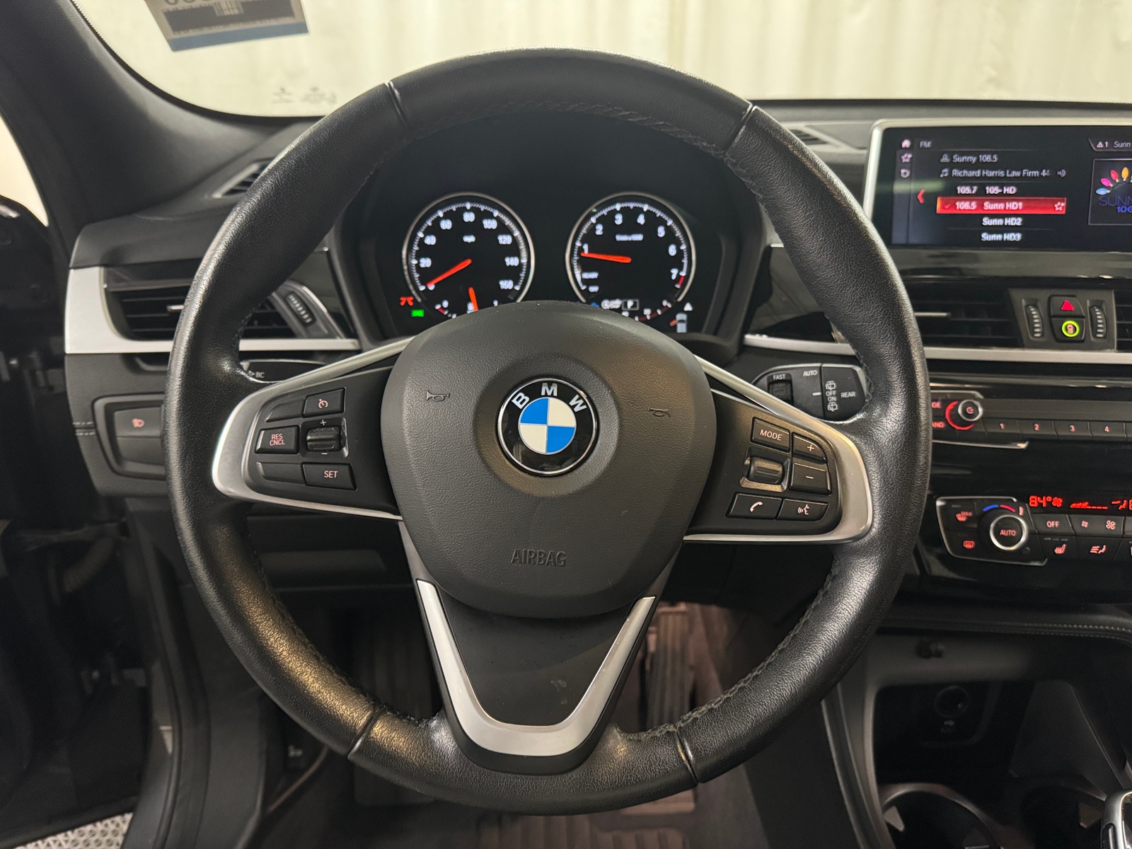 Thumbnail: 2022 BMW X2 - 4