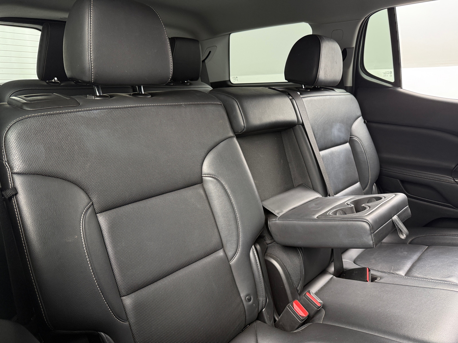 Thumbnail: 2023 GMC Acadia - 5