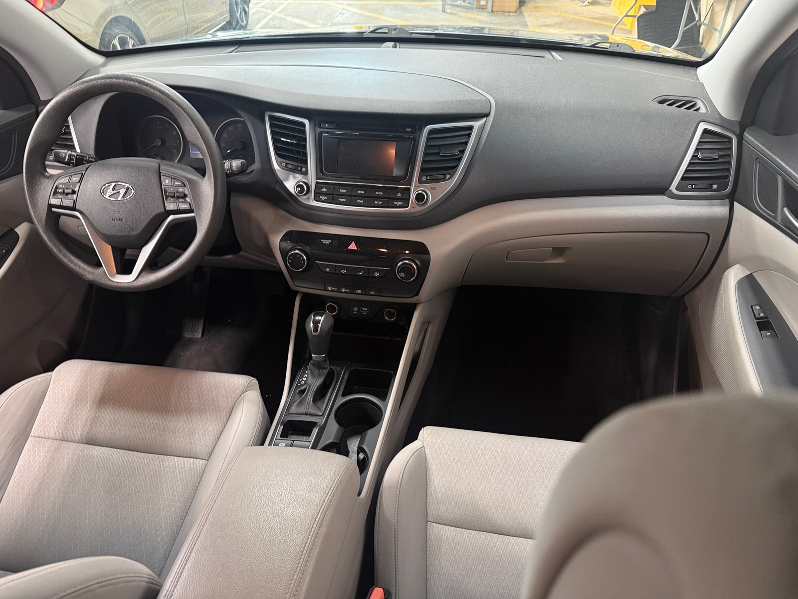 Thumbnail: 2017 Hyundai Tucson - 3