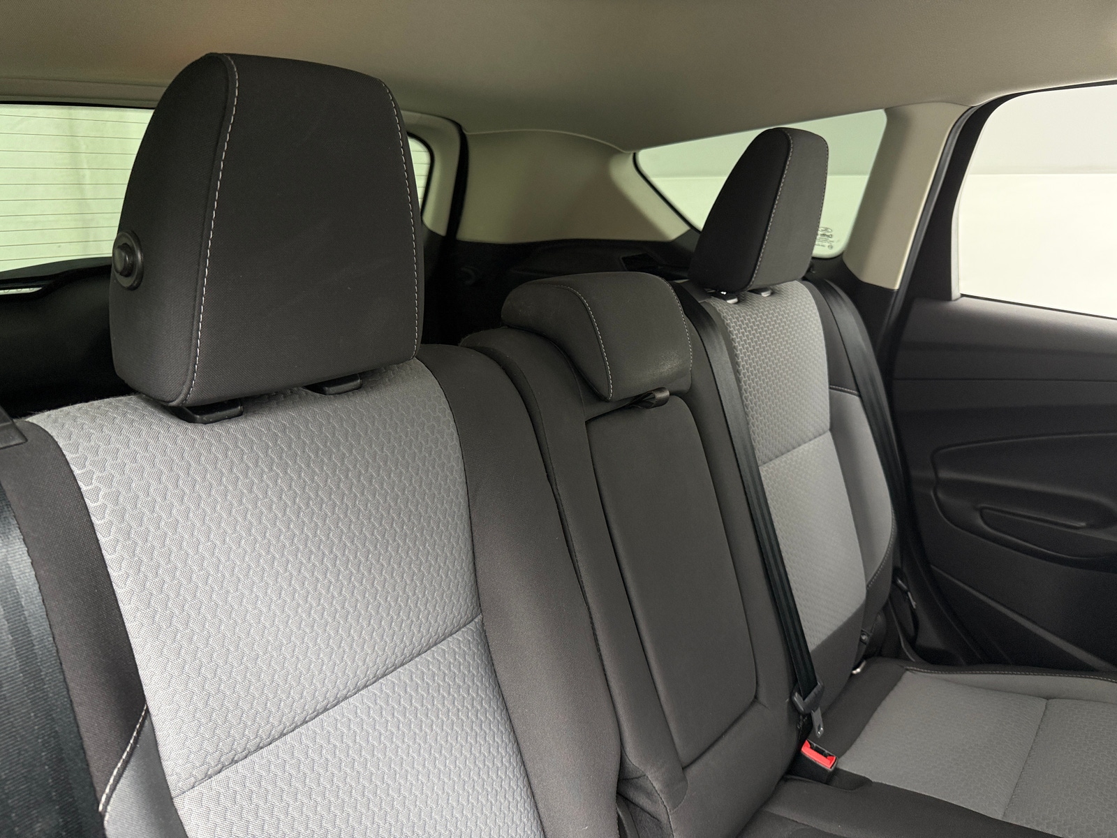 Thumbnail: 2017 Ford Escape - 6