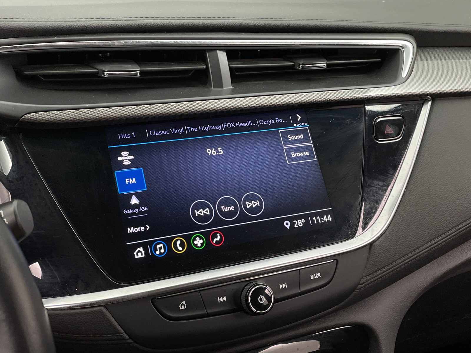 Thumbnail: 2022 Buick Encore GX - 4