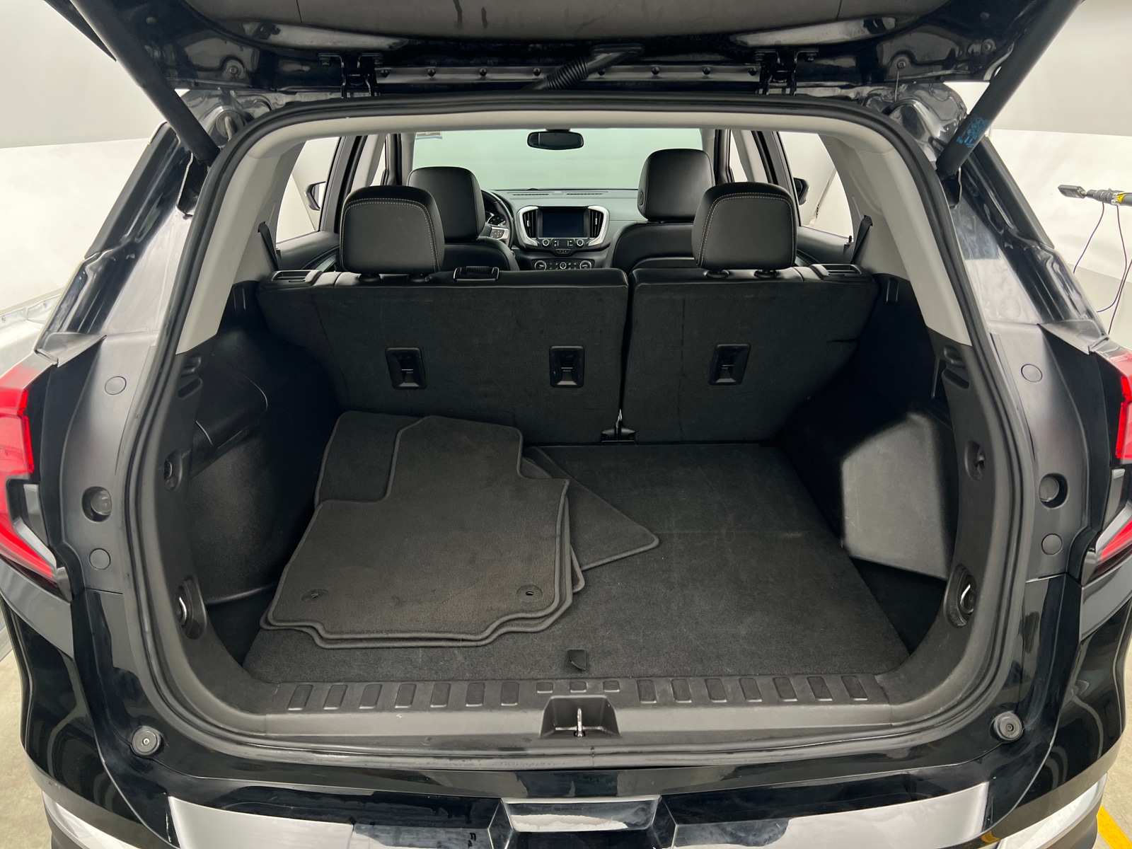 Thumbnail: 2024 GMC Terrain - 6