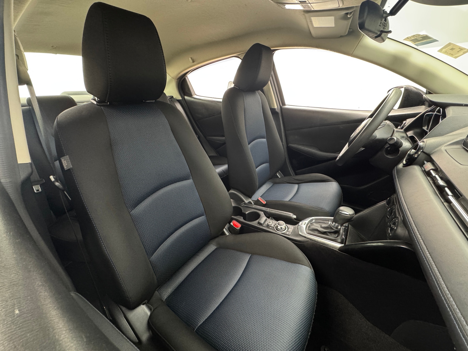 Thumbnail: 2017 Toyota Yaris iA - 2