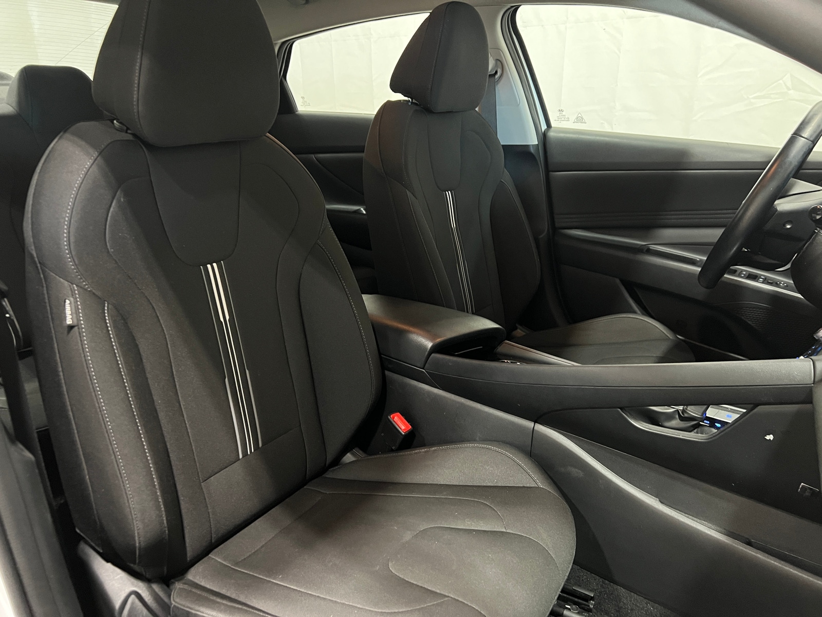 Thumbnail: 2021 Hyundai Elantra - 2