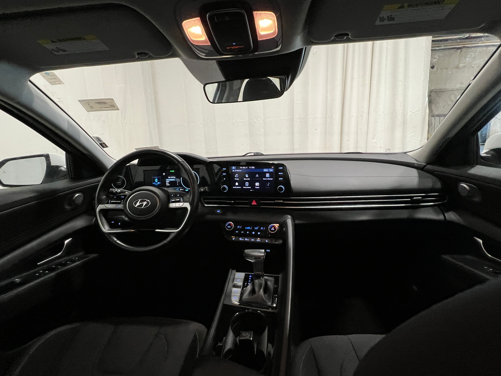 Thumbnail: 2021 Hyundai Elantra - 3