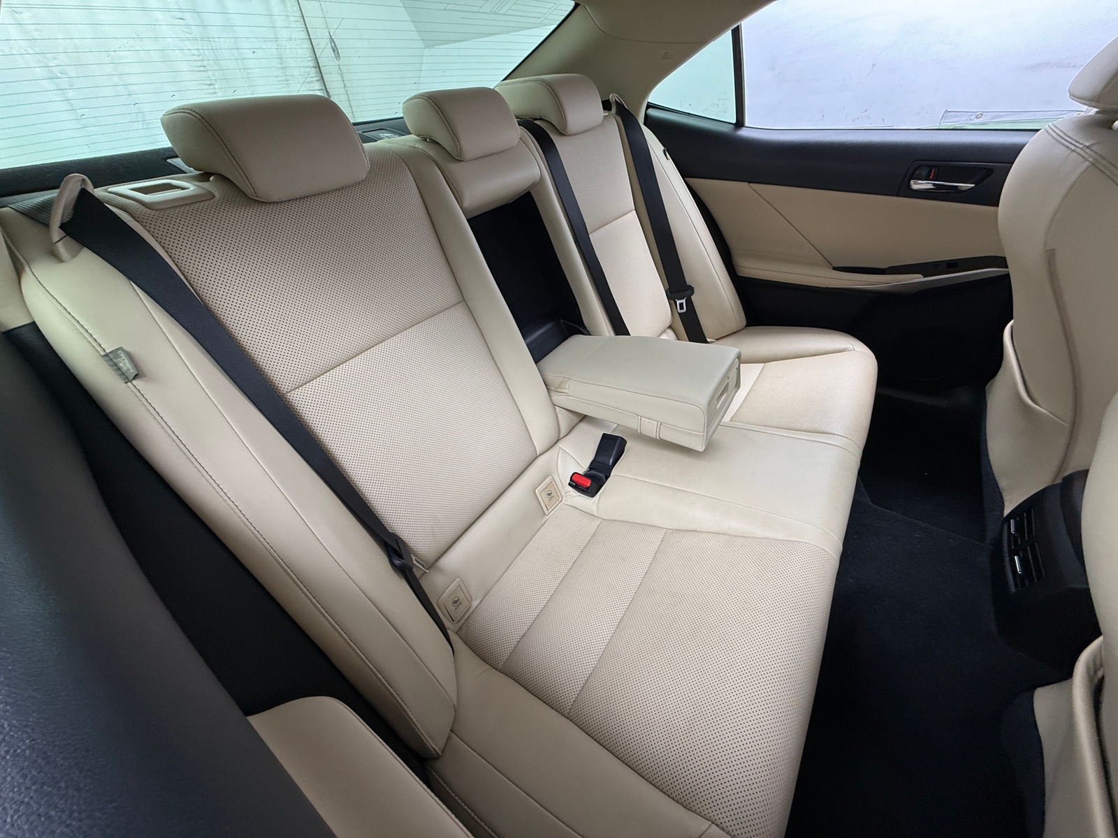 Thumbnail: 2015 Lexus IS - 5