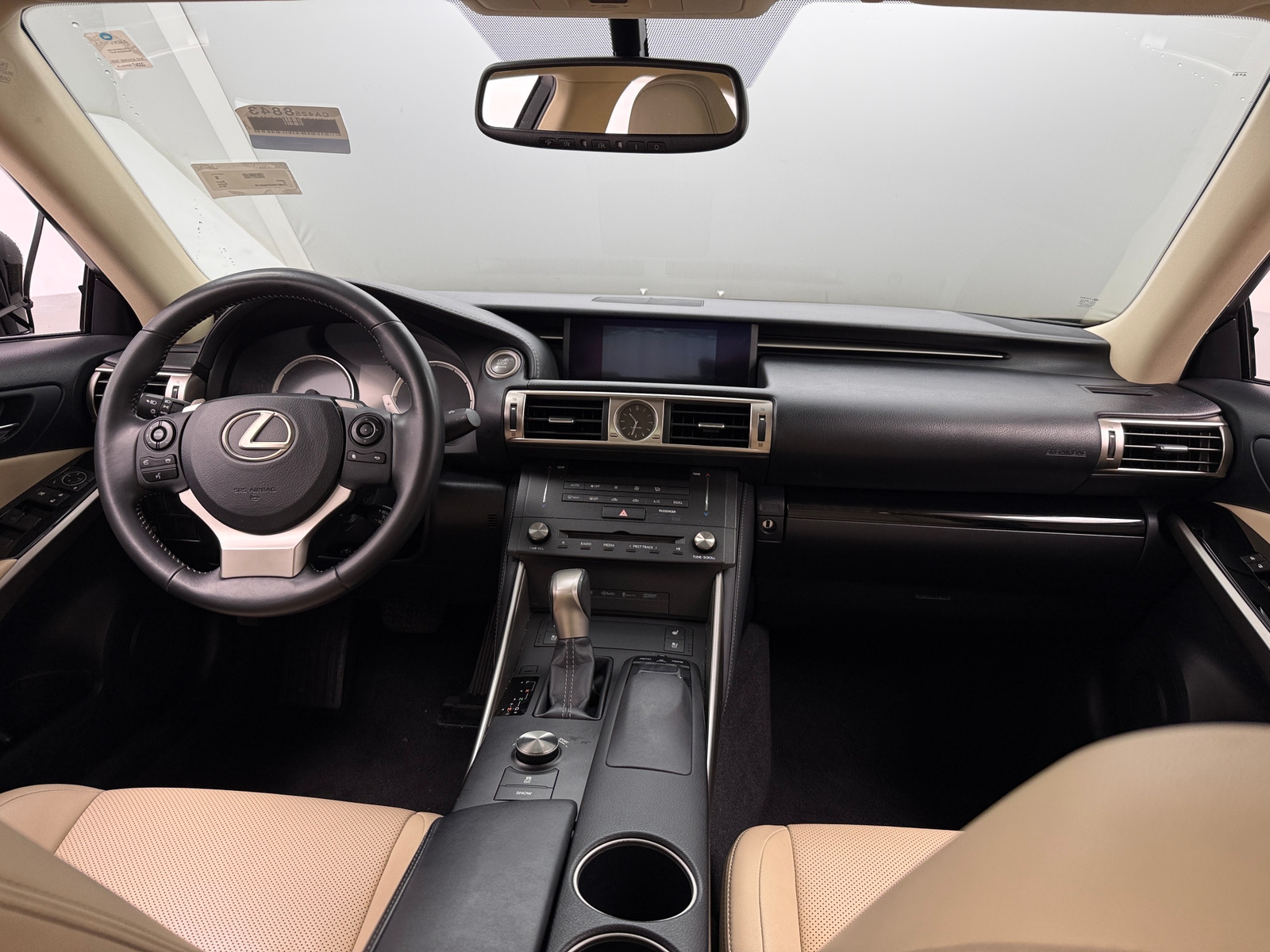 Thumbnail: 2015 Lexus IS - 2