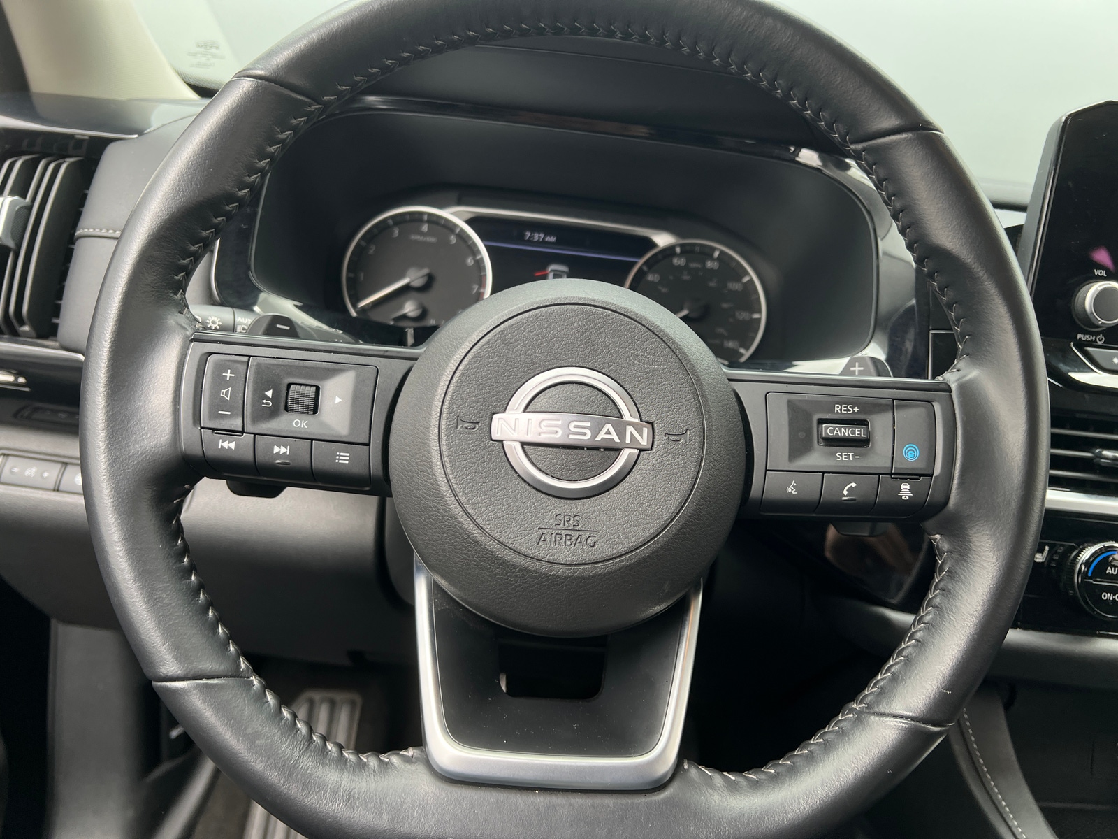 Thumbnail: 2025 Nissan Pathfinder - 5