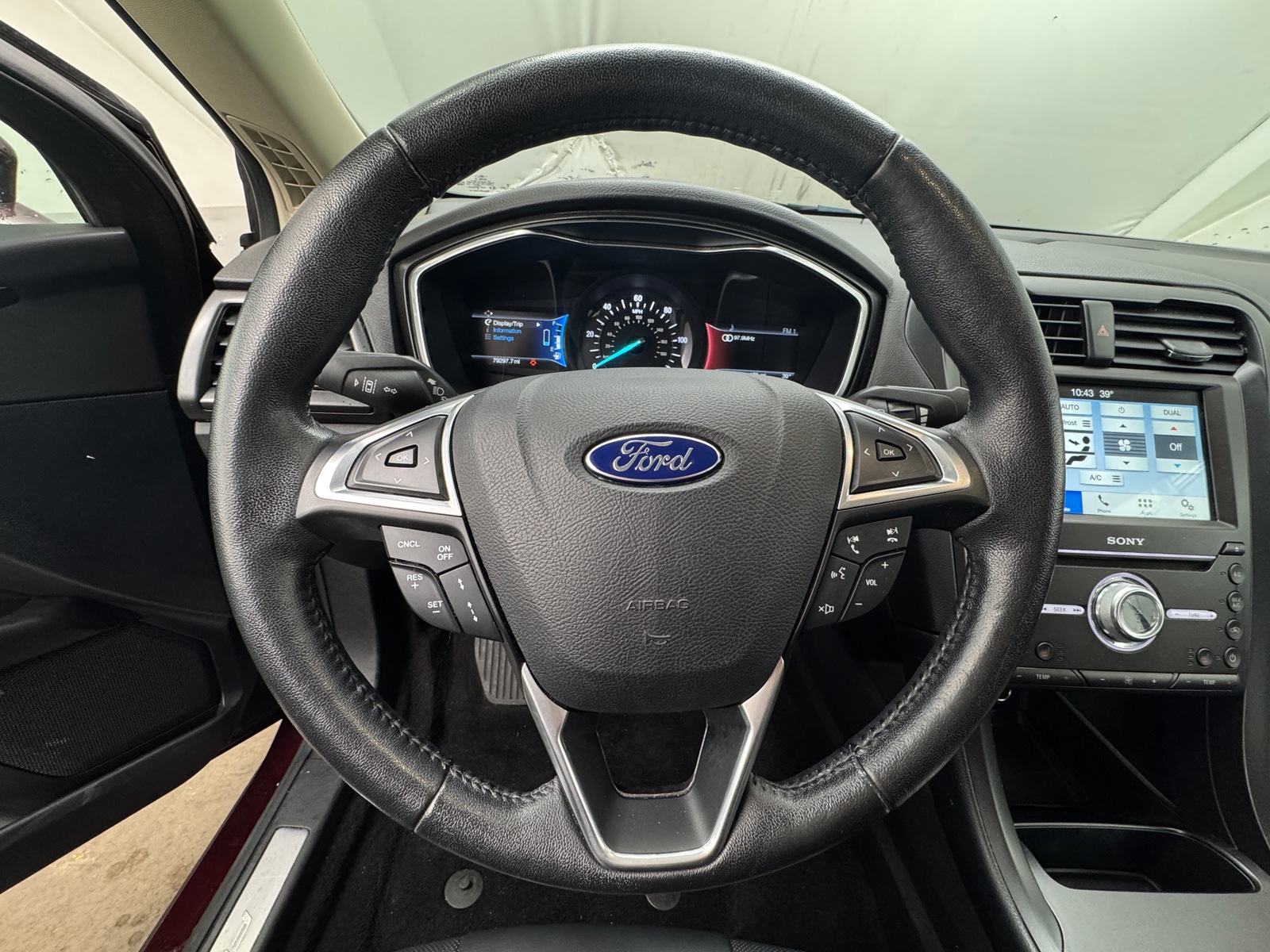 Thumbnail: 2017 Ford Fusion - 4