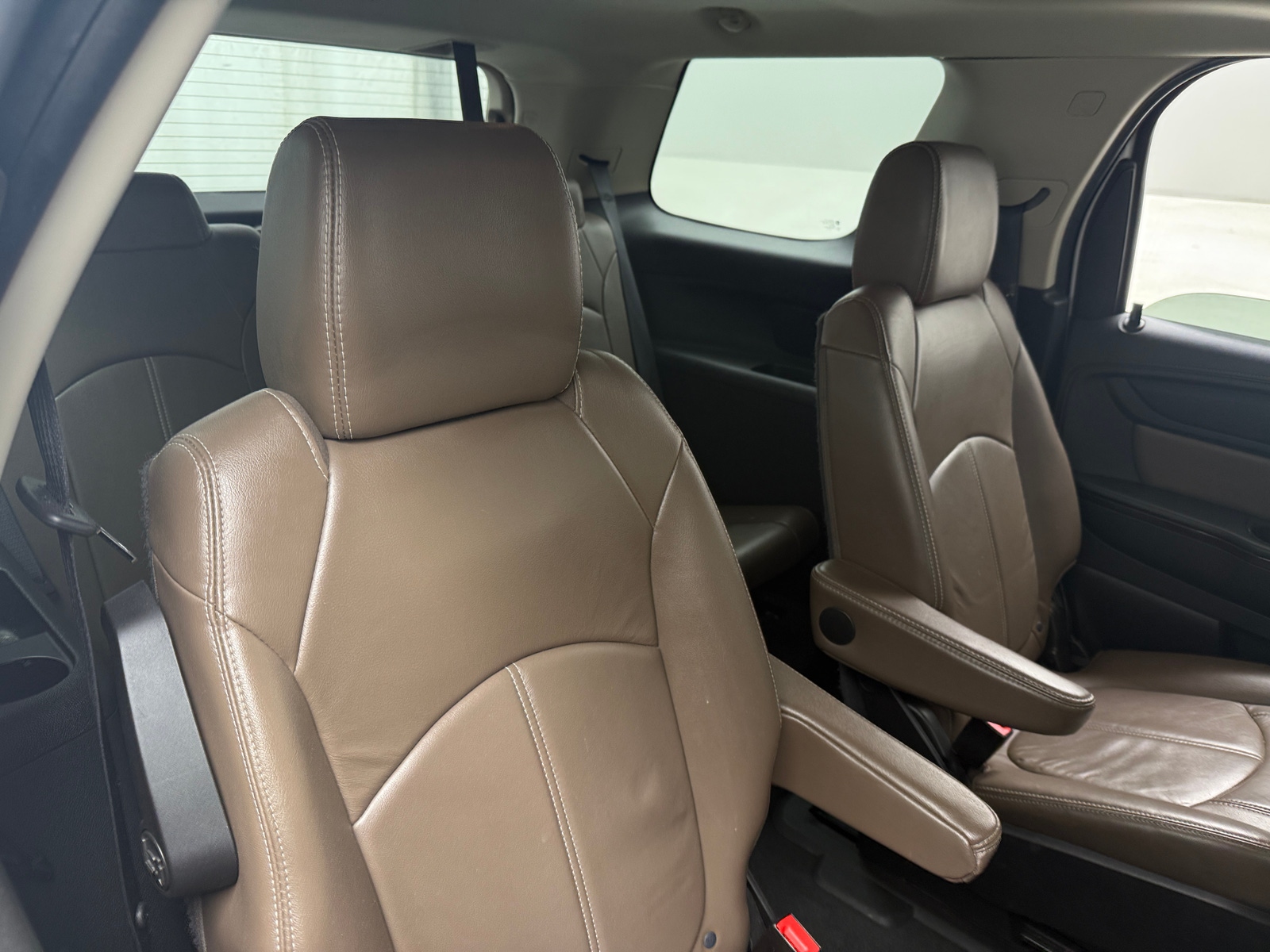 Thumbnail: 2017 GMC Acadia - 5