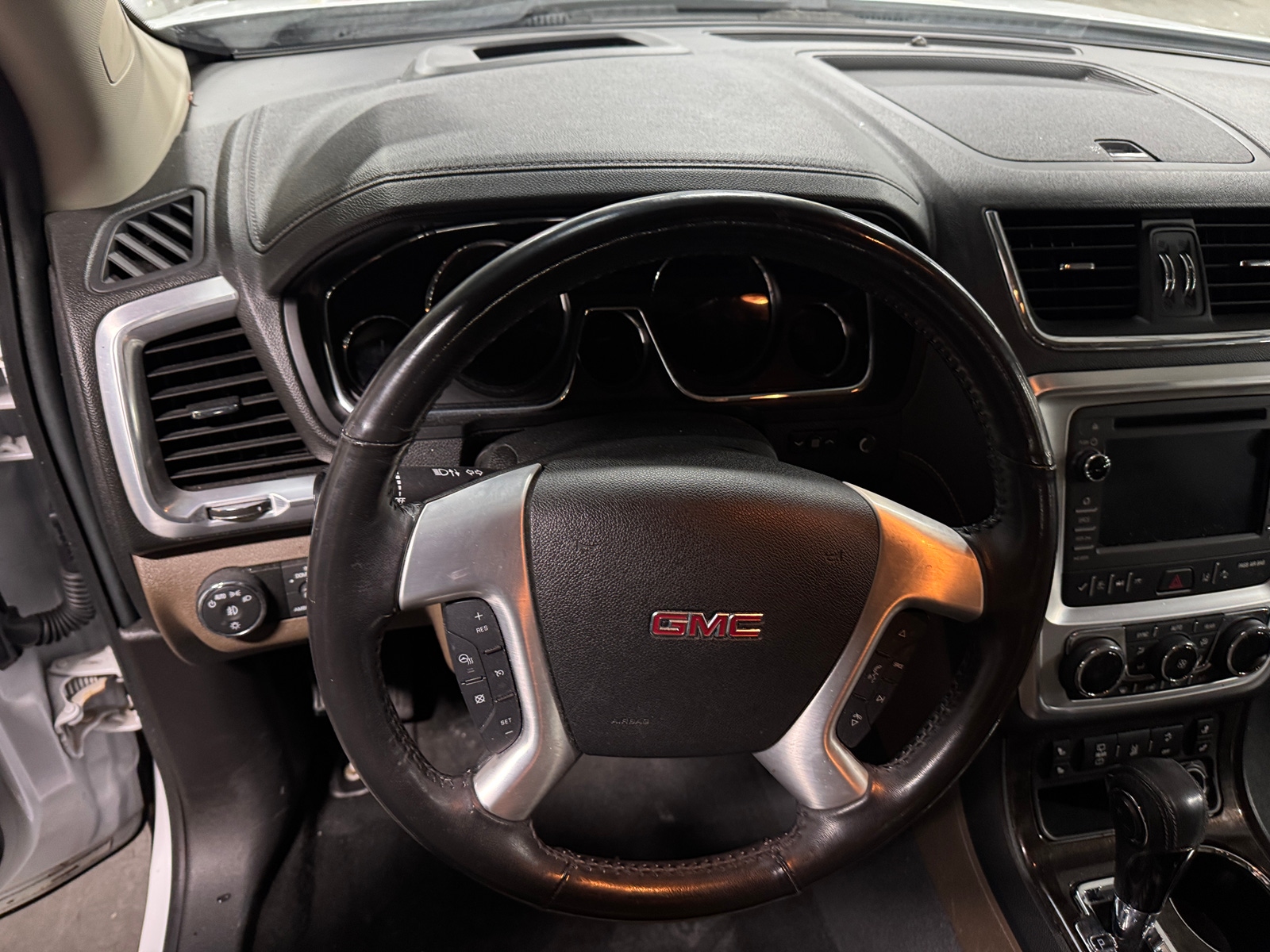 Thumbnail: 2017 GMC Acadia - 4