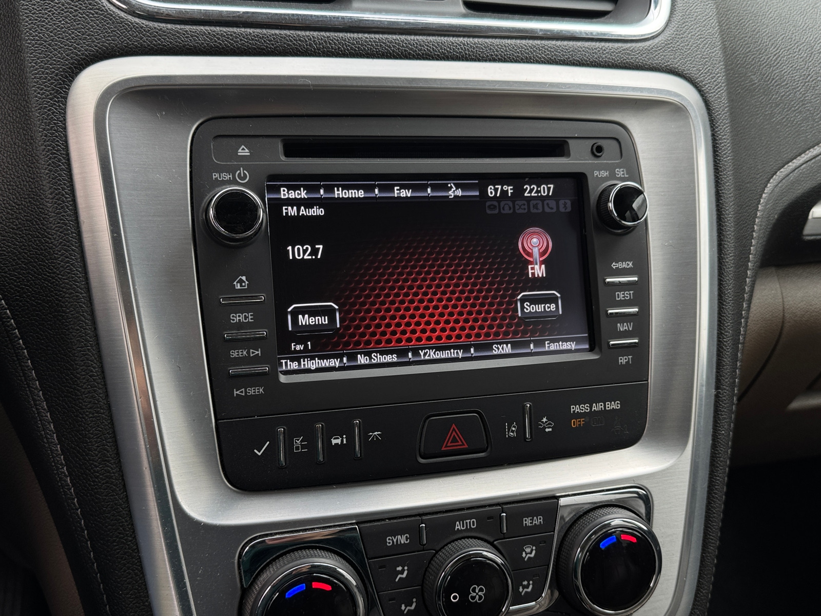 Thumbnail: 2017 GMC Acadia - 3