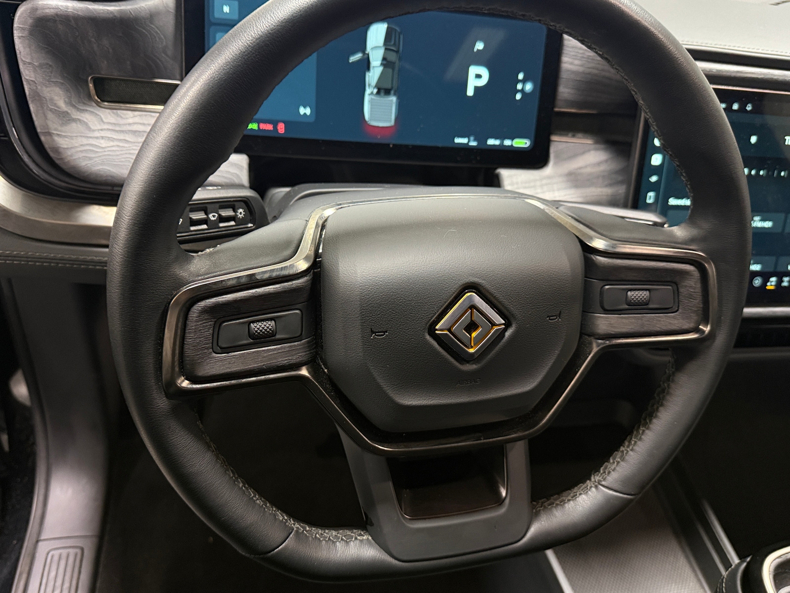 Thumbnail: 2022 Rivian R1T - 4