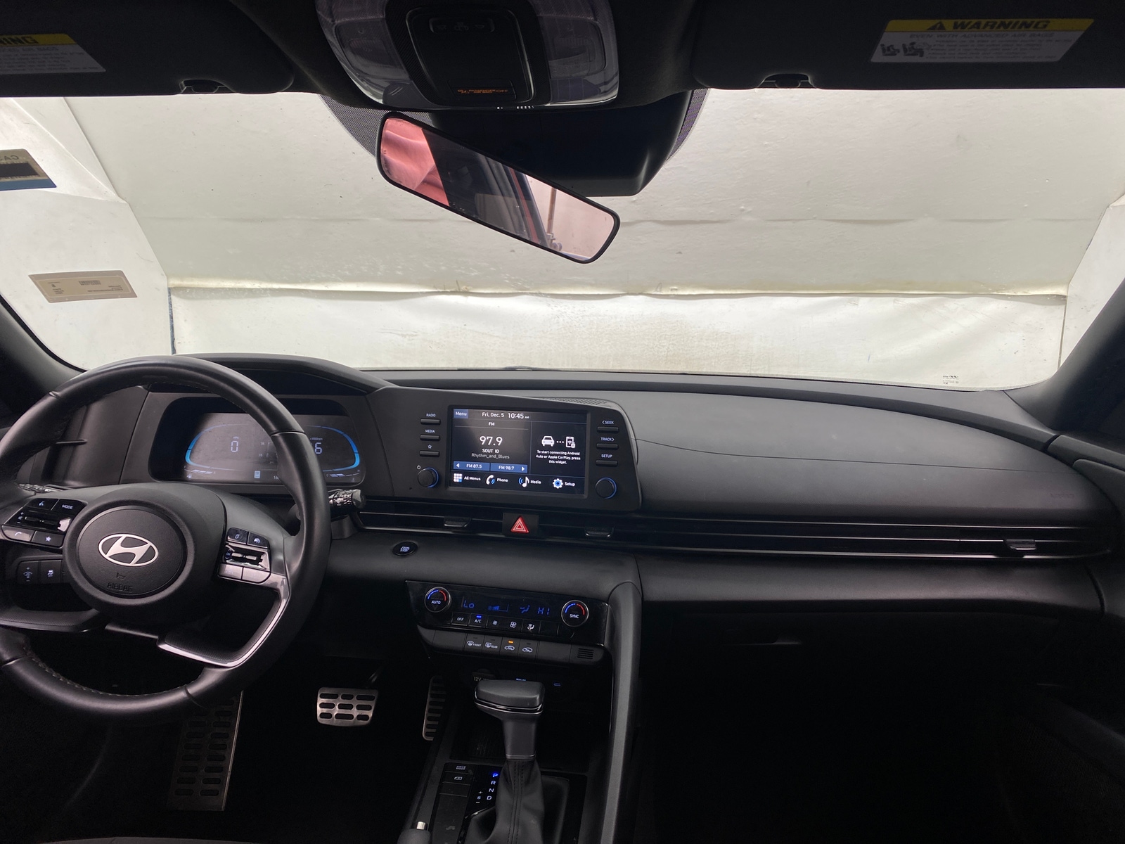 Thumbnail: 2025 Hyundai Elantra - 3