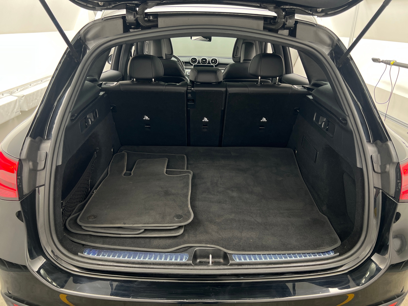 Thumbnail: 2024 Mercedes-Benz GLC - 6