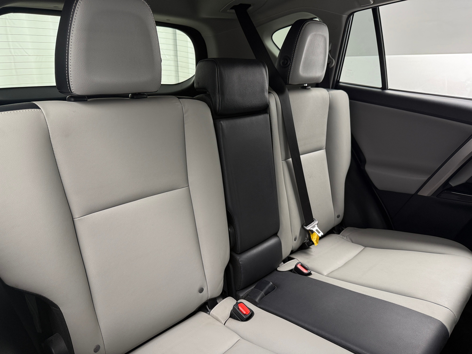 Thumbnail: 2018 Toyota RAV4 - 5