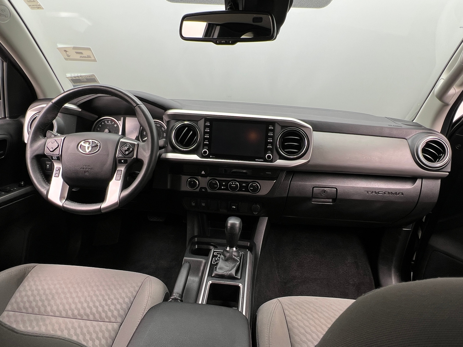 Thumbnail: 2022 Toyota Tacoma - 3