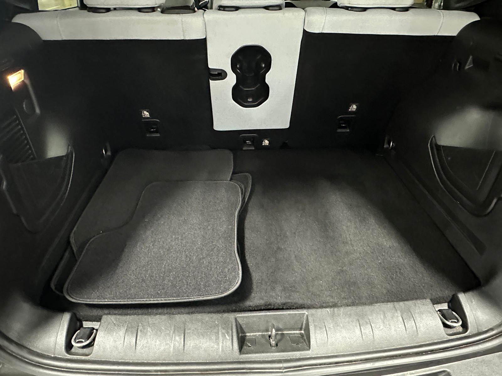 Thumbnail: 2020 Jeep Renegade - 7