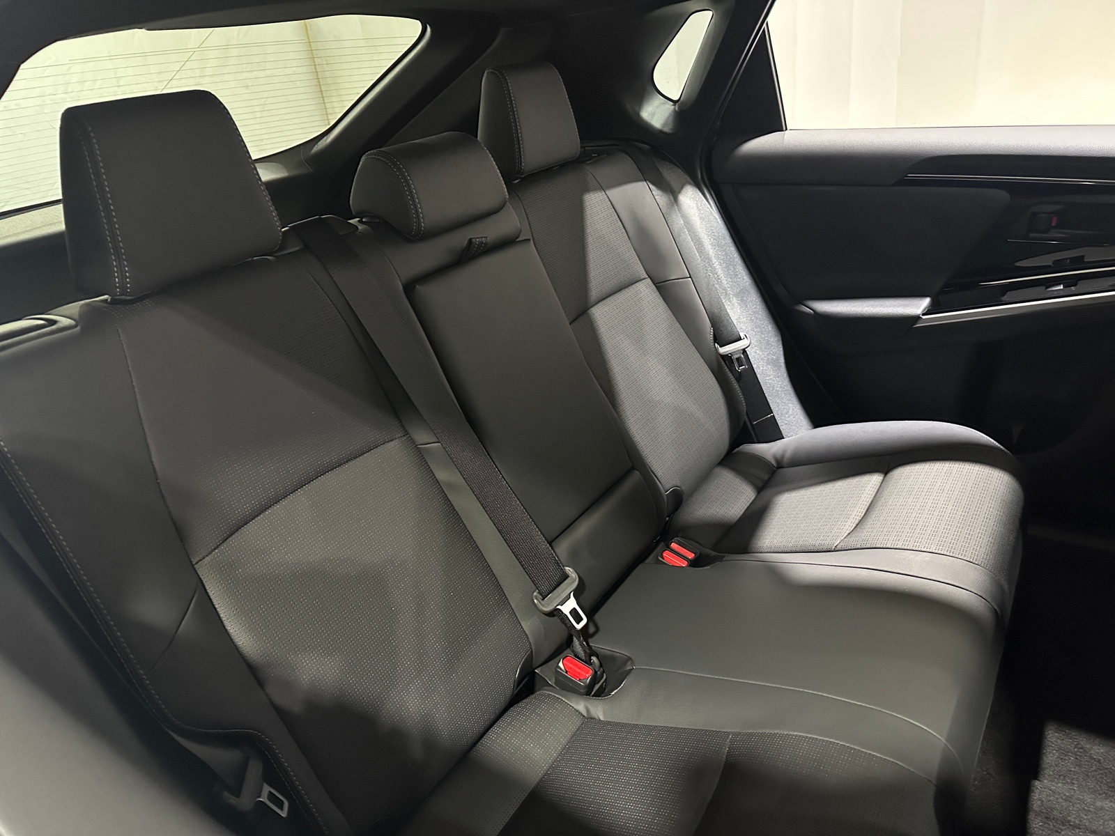 Thumbnail: 2024 Subaru Solterra - 5