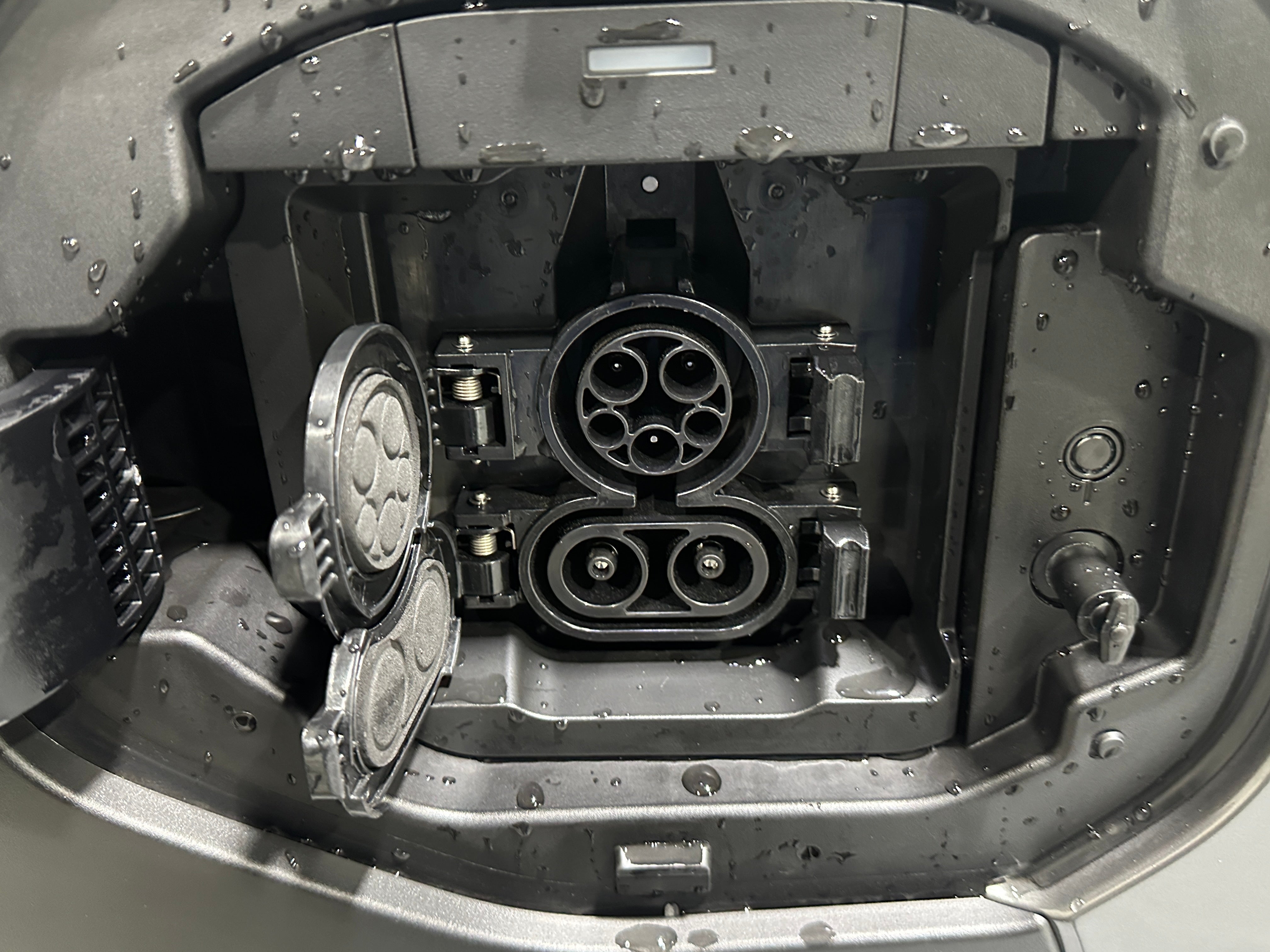 Used 2024 Subaru Solterra Limited with VIN JTMABABA1RA080300 for sale in Oak Creek, WI