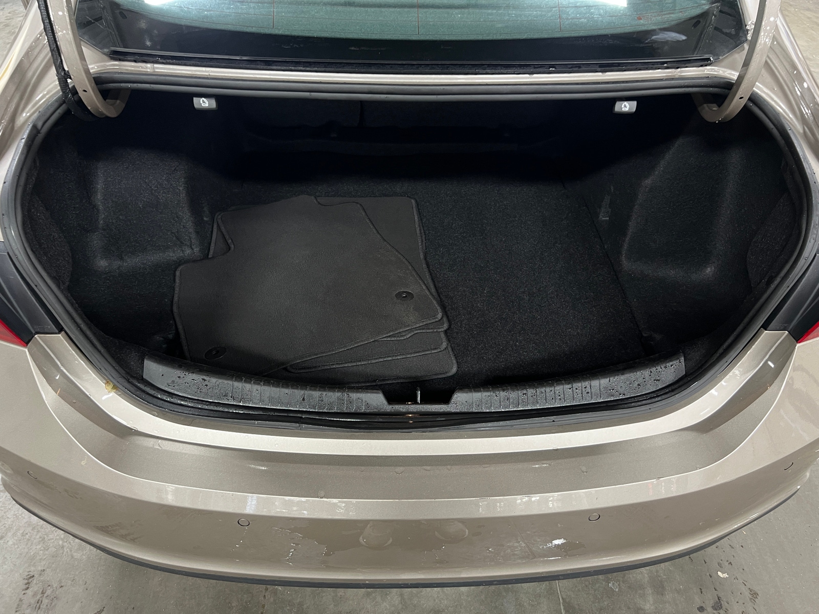 Thumbnail: 2024 Chevrolet Malibu - 7