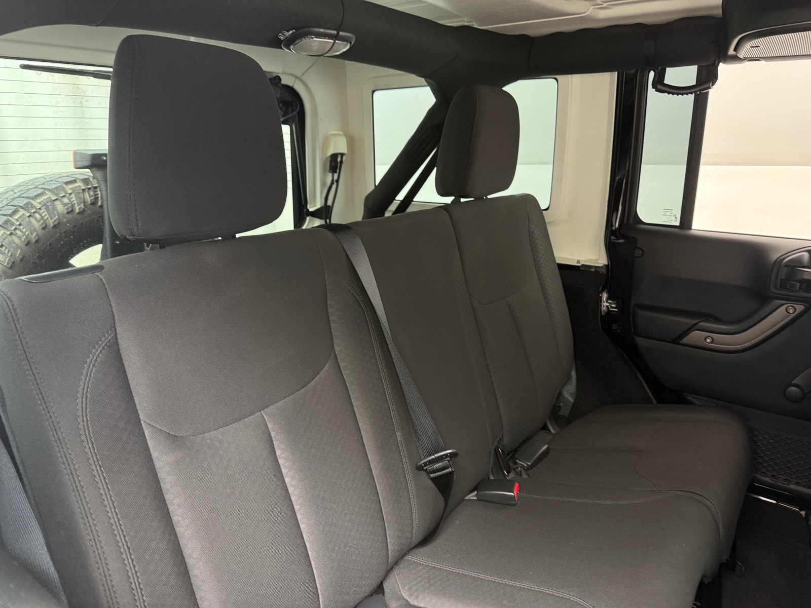 Thumbnail: 2017 Jeep Wrangler - 6