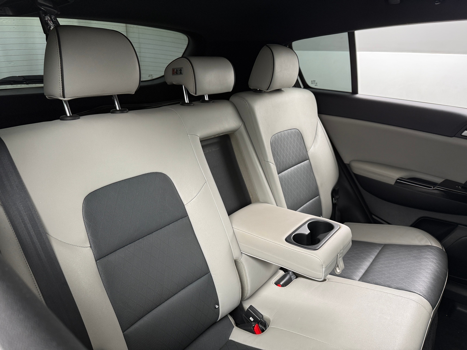 Thumbnail: 2019 Kia Sportage - 5