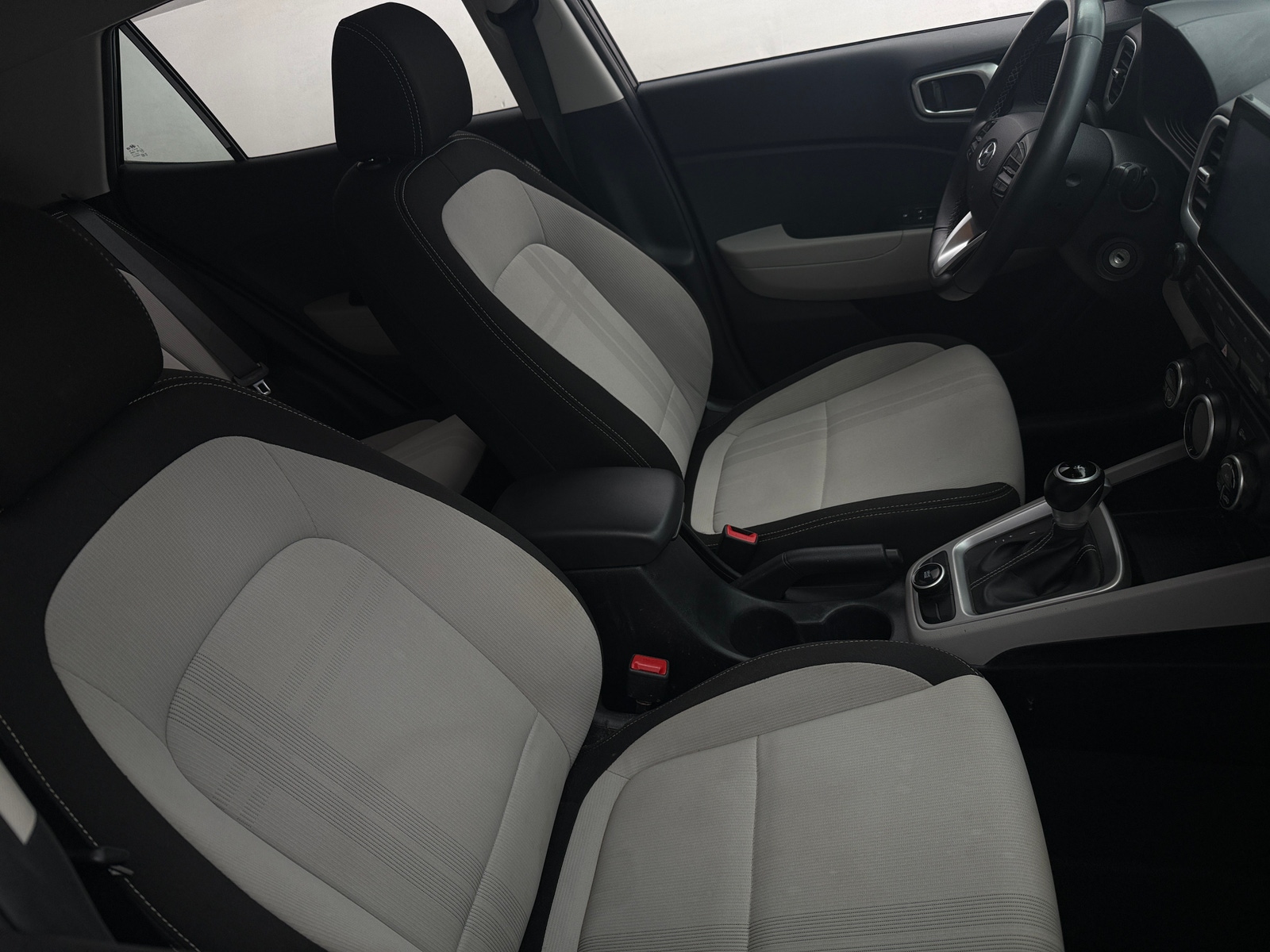 Thumbnail: 2023 Hyundai Venue - 2