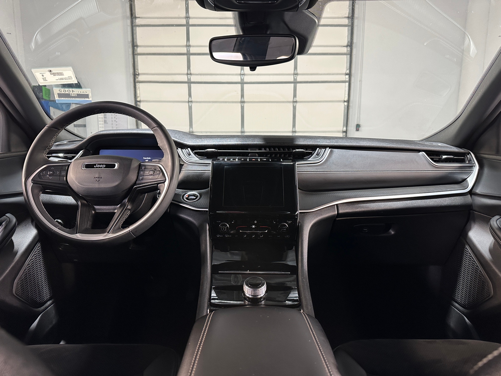 Thumbnail: 2024 Jeep Grand Cherokee L - 2