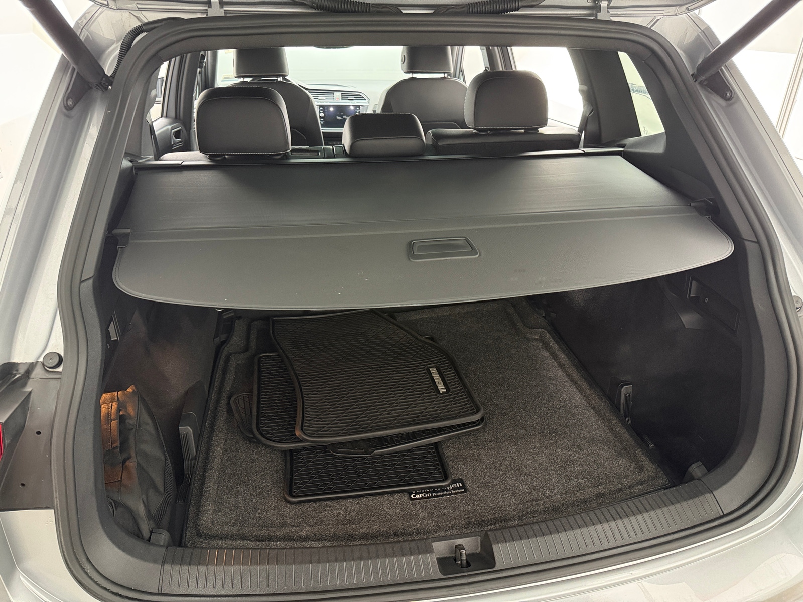 Thumbnail: 2021 Volkswagen Tiguan - 6