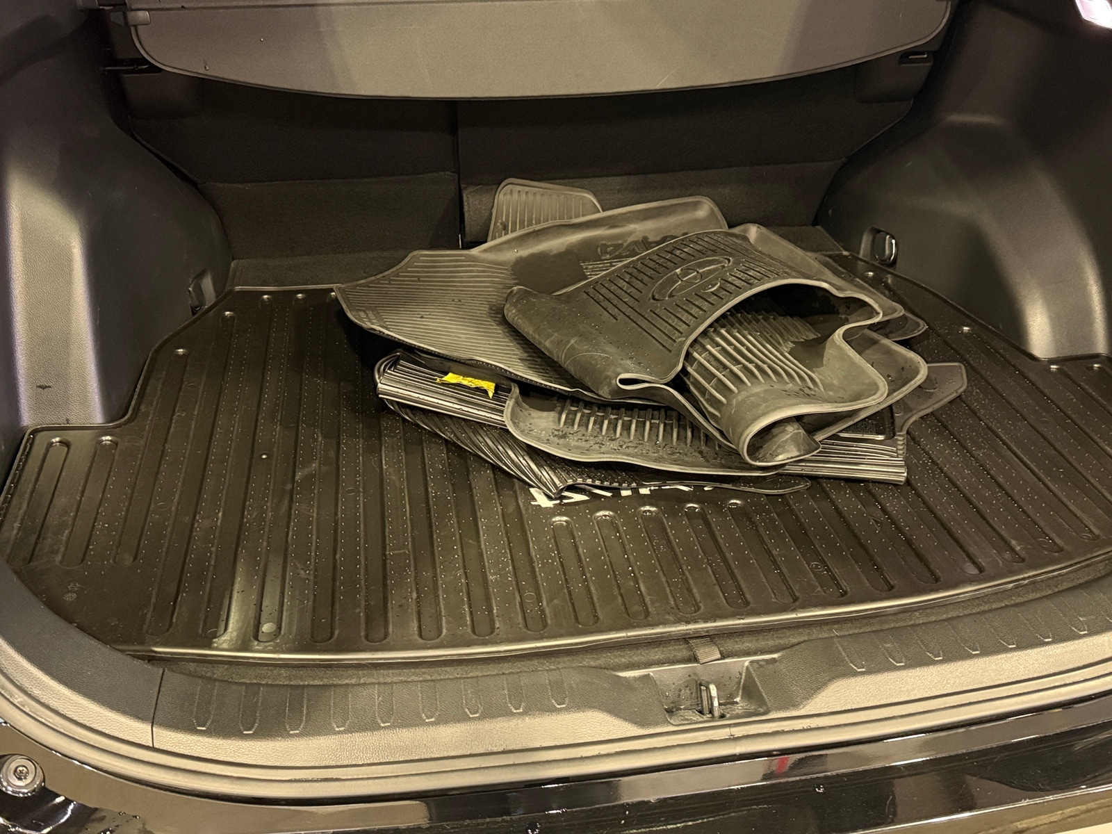 Thumbnail: 2023 Toyota RAV4 - 7