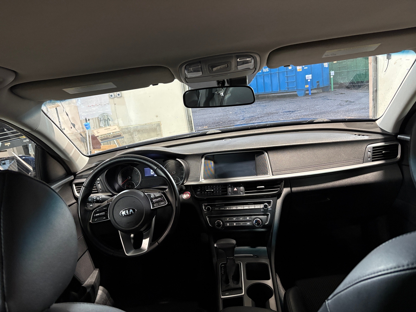 Thumbnail: 2020 Kia Optima - 3