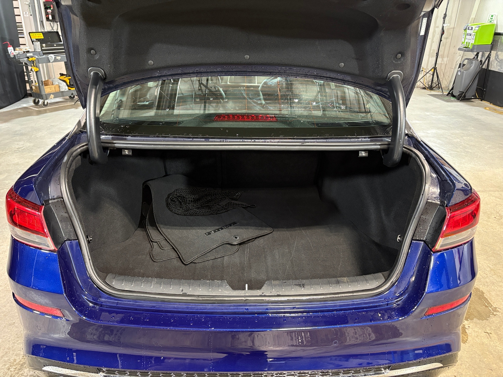 Thumbnail: 2020 Kia Optima - 7