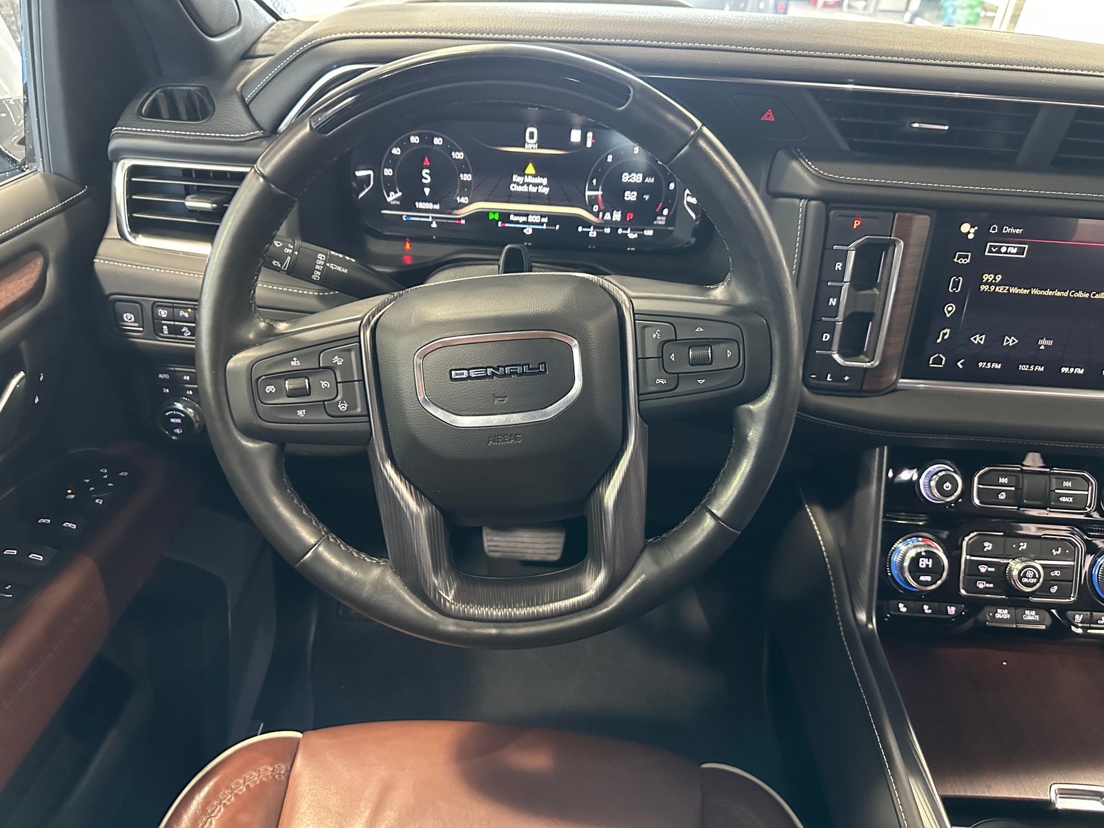 Thumbnail: 2023 GMC Yukon - 4