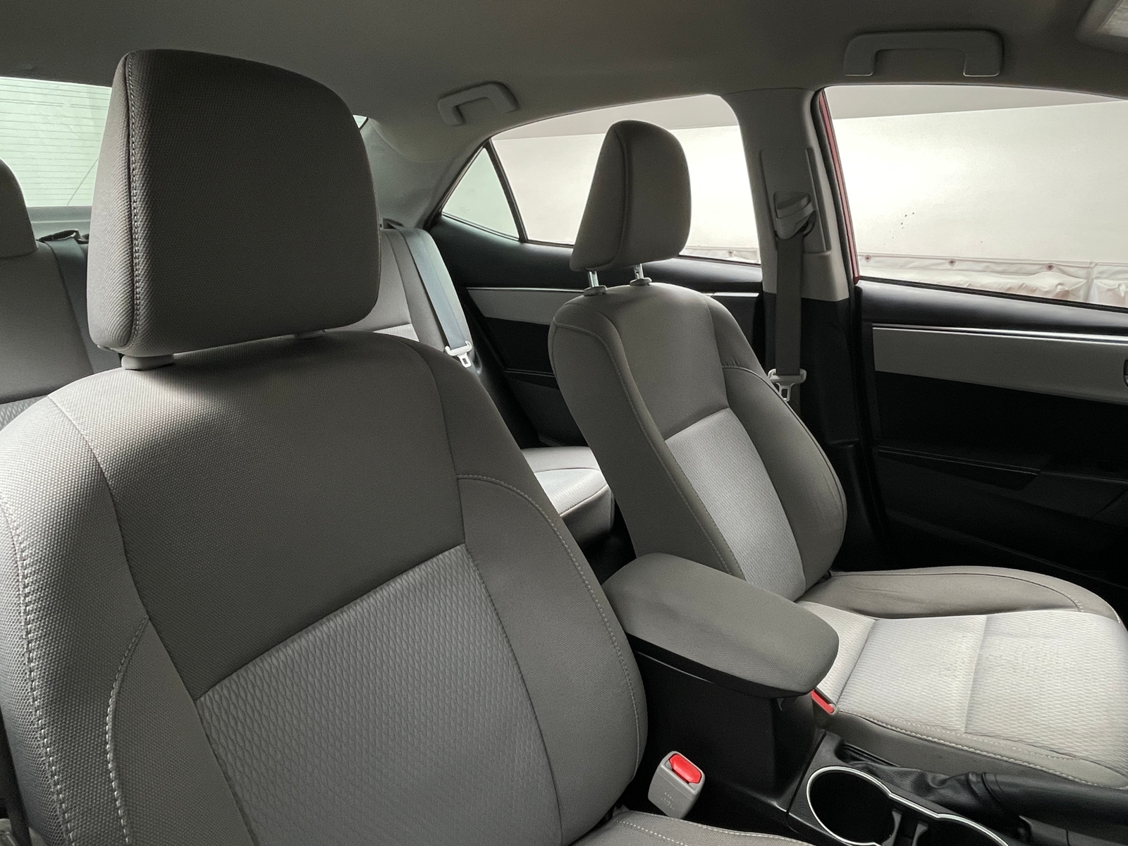 Thumbnail: 2016 Toyota Corolla - 2