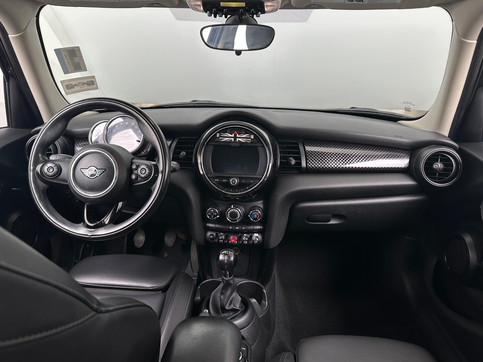 Thumbnail: 2019 MINI Cooper Hardtop - 2