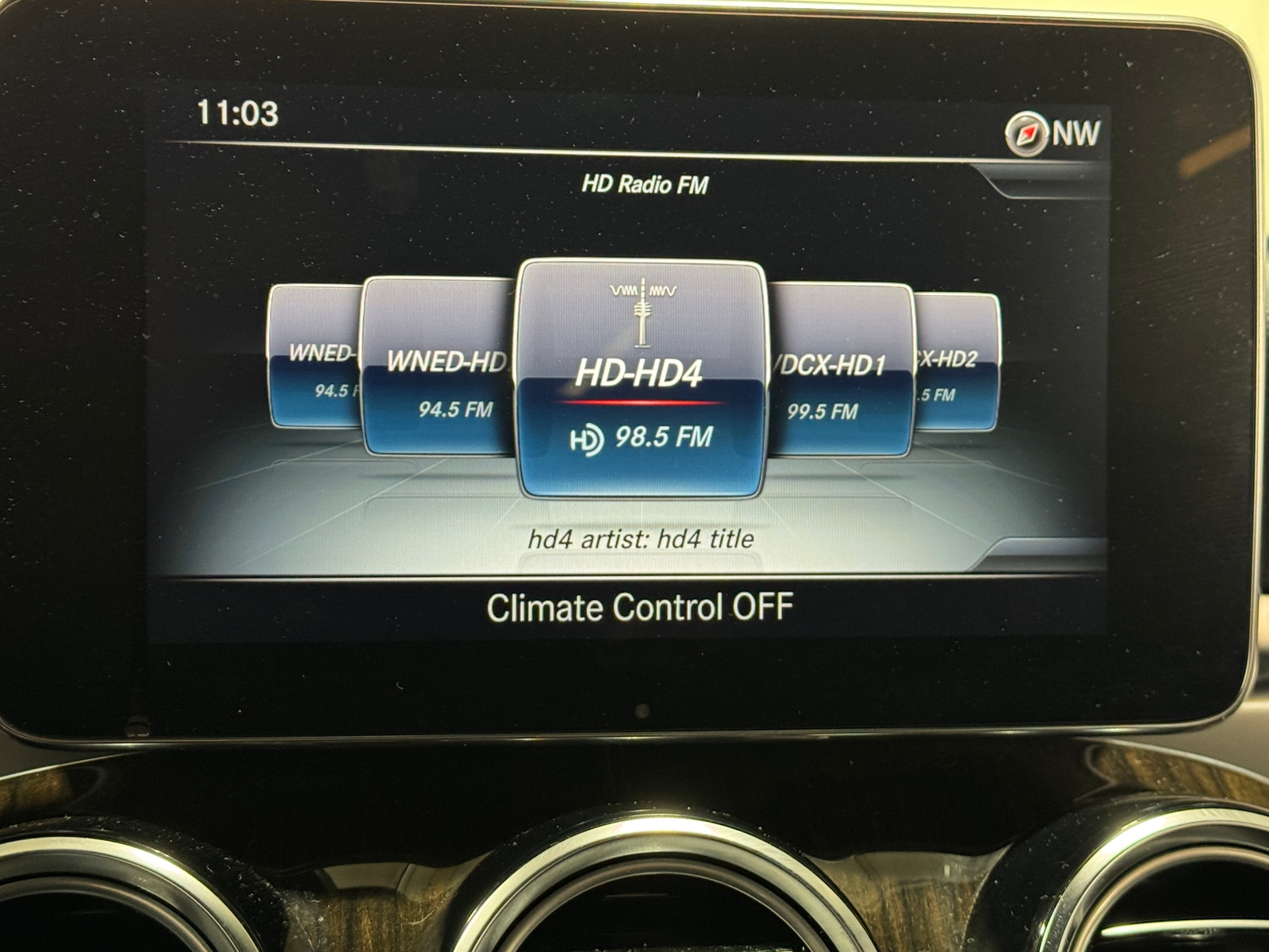 Thumbnail: 2019 Mercedes-Benz GLC - 3