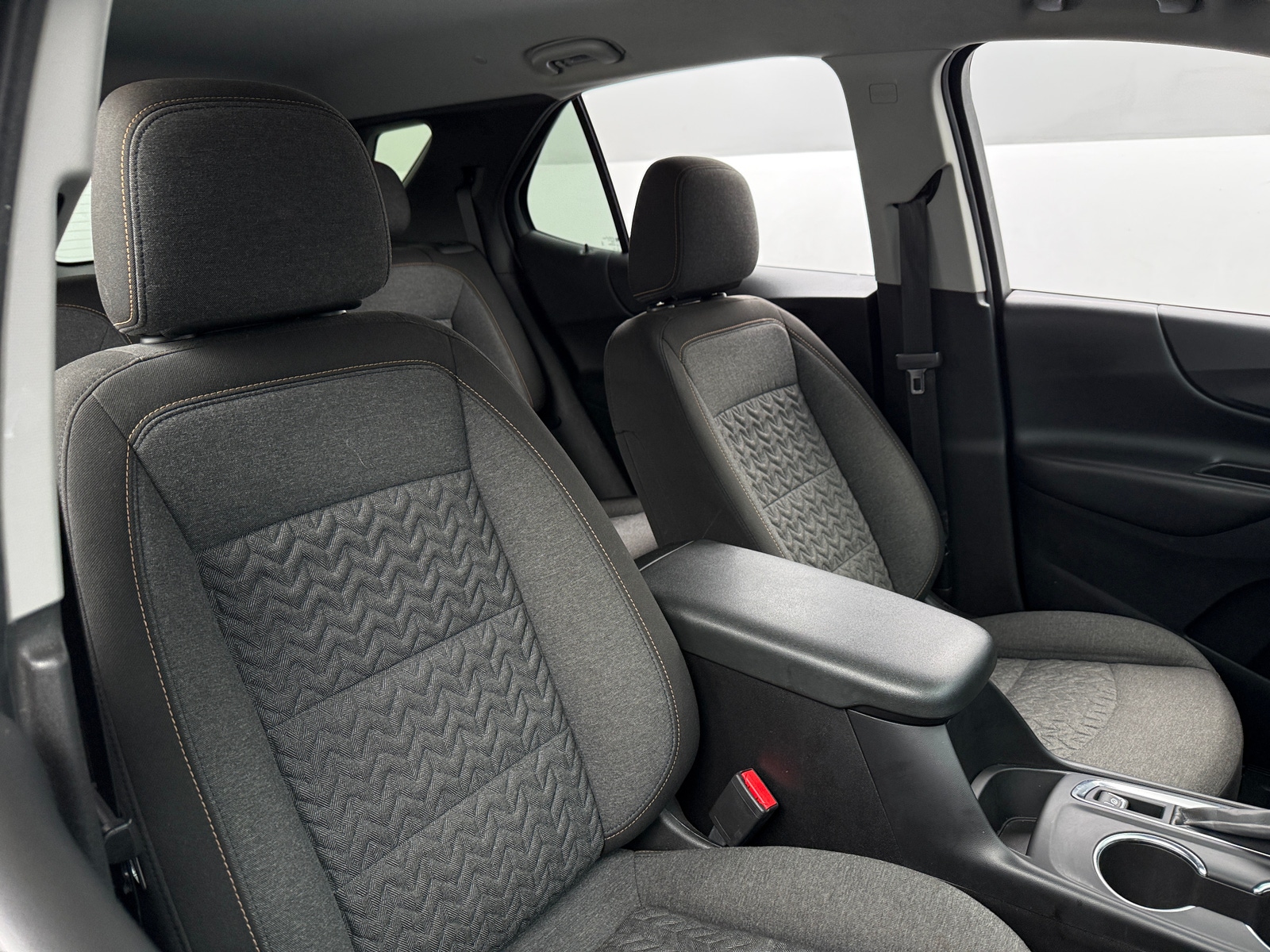 Thumbnail: 2022 Chevrolet Equinox - 2