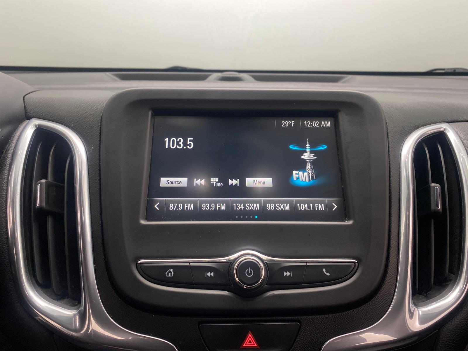 Thumbnail: 2018 Chevrolet Equinox - 4