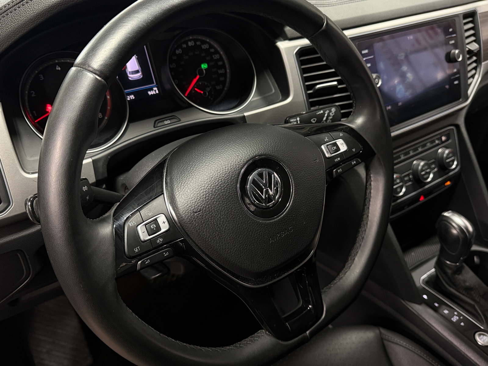 Thumbnail: 2019 Volkswagen Atlas - 4