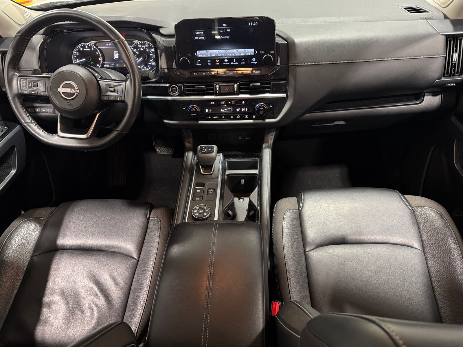 Thumbnail: 2023 Nissan Pathfinder - 2