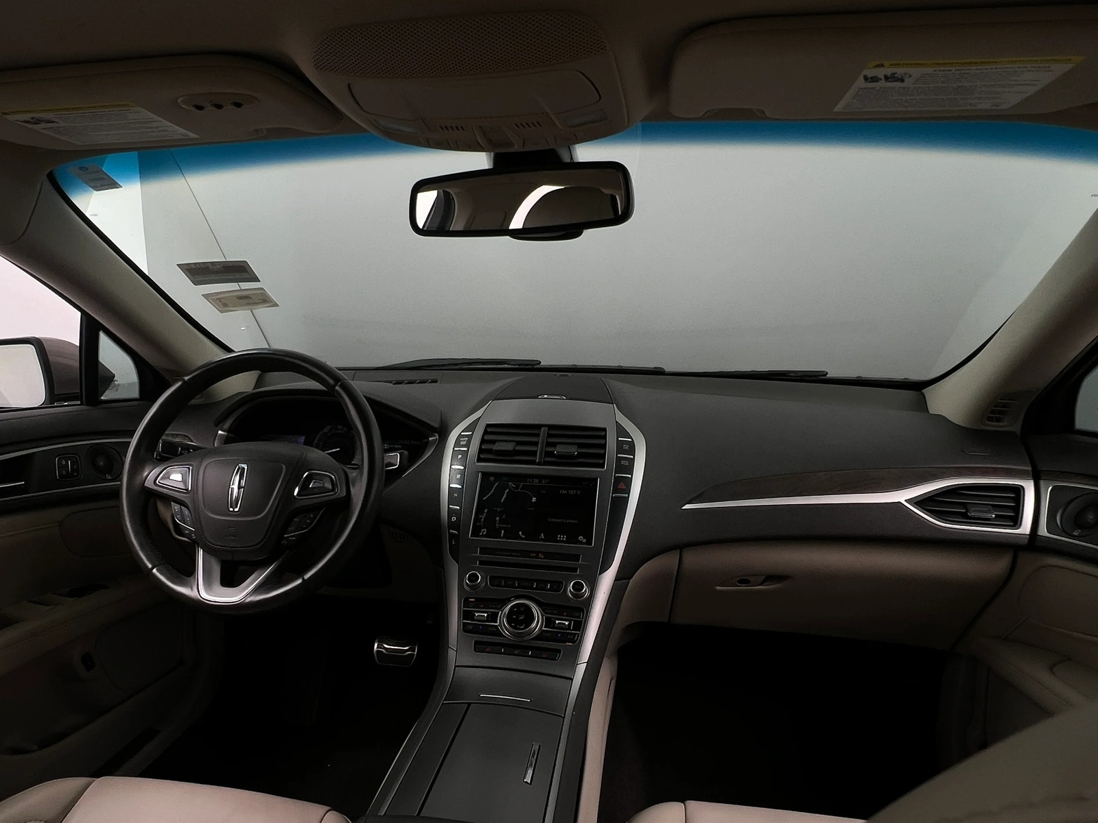 Thumbnail: 2019 Lincoln MKZ - 2