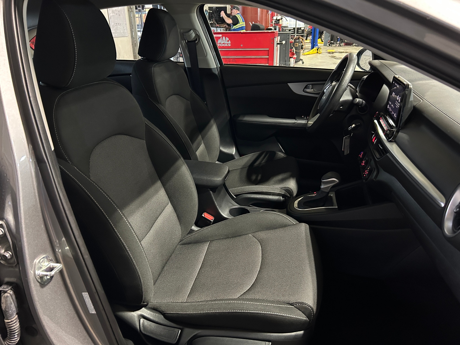 Thumbnail: 2024 Kia Forte - 2