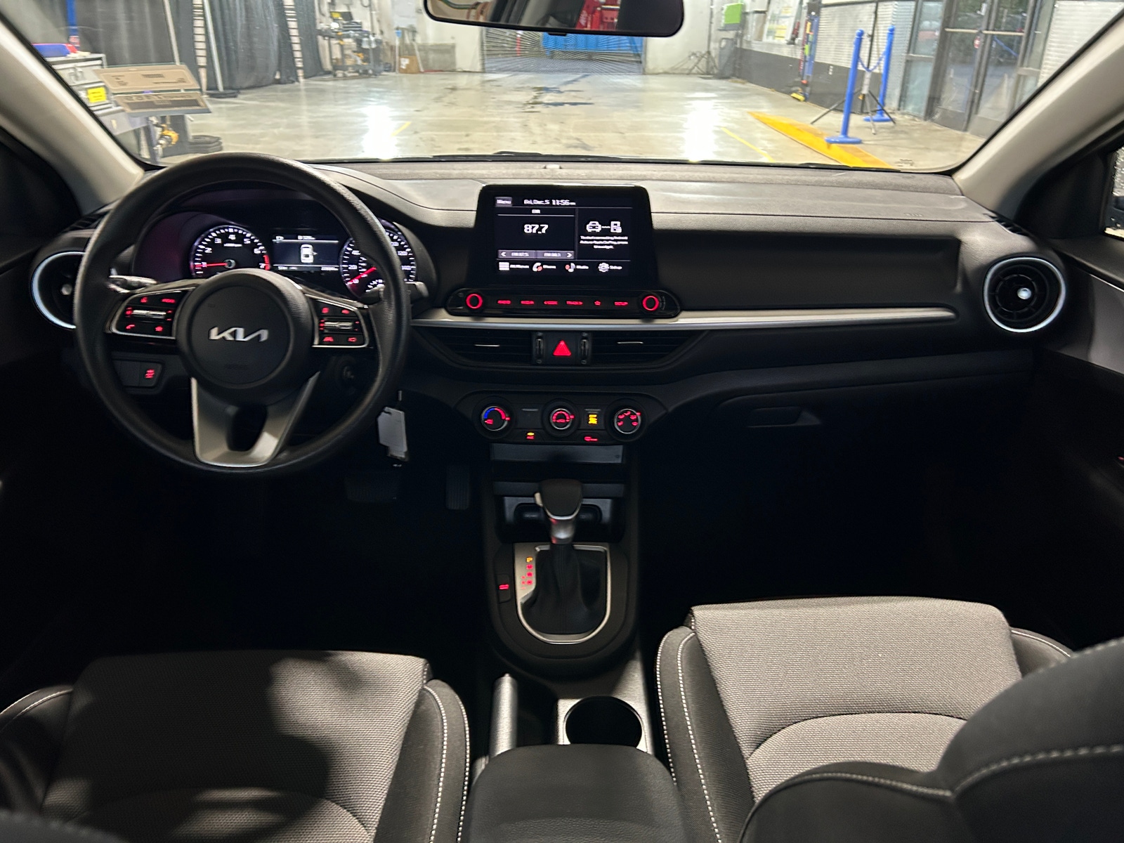 Thumbnail: 2024 Kia Forte - 3